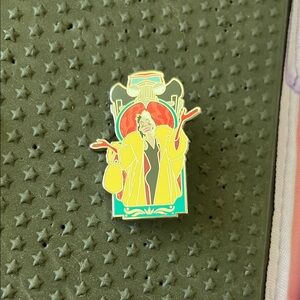 Cruella de Ville pin